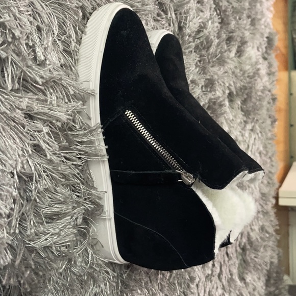 Steve Madden shoes - Picture 2 of 2